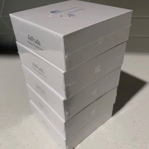 Apple AirPods 2nd Generation SEALED/NEW